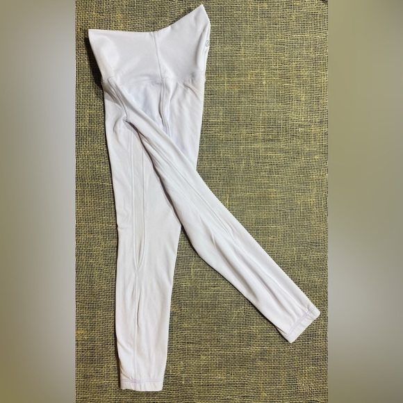 Lululemon Align Lavender Leggings, Sz 4, 4-way Stretch, High-Rise, Buttery Soft - Picture 5 of 8